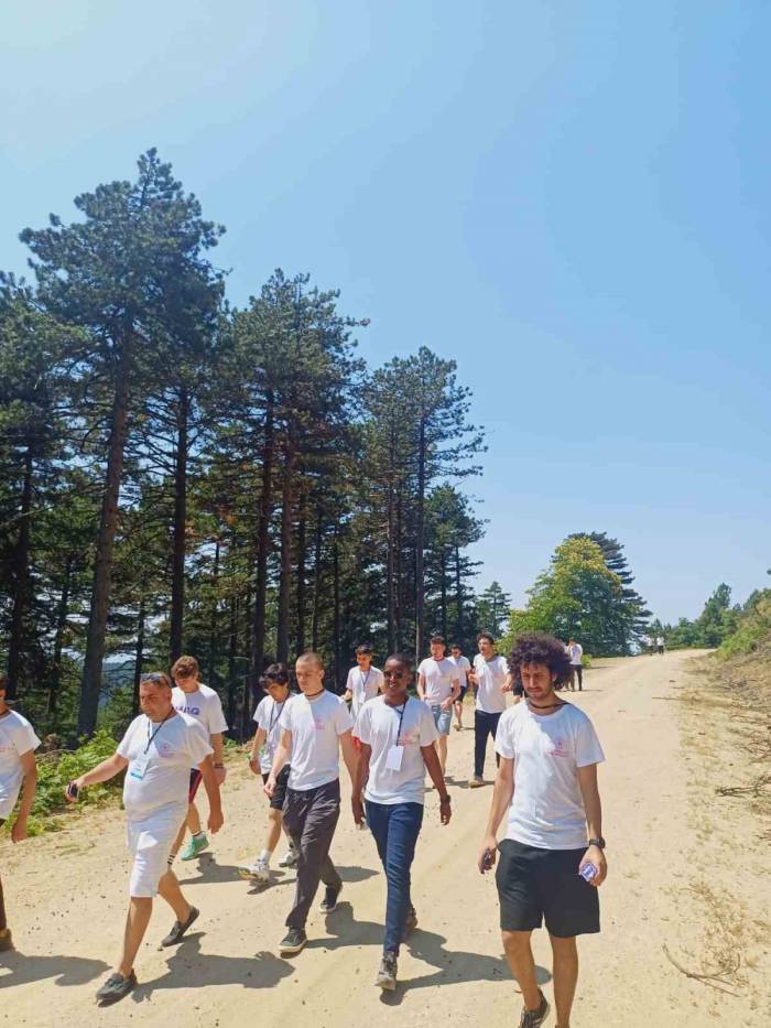 Afyonkarahisar’dan 40 Genç Balıkesir’e Gitti