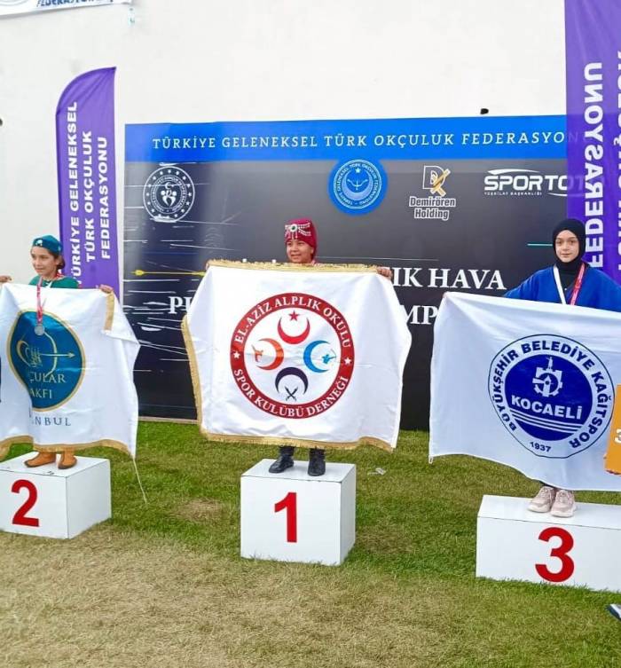 Buğlem Sare, 47 İsabetli Ok Atışıyla Türkiye Birincisi Oldu