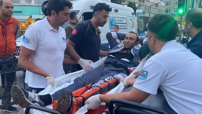 Kadıköy’de Kaza Yaptı, Aranması Çıktı