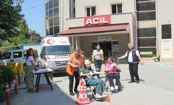 Çınarcık Devlet Hastanesi’nde Gerçeğini Aratmayan Tatbikat