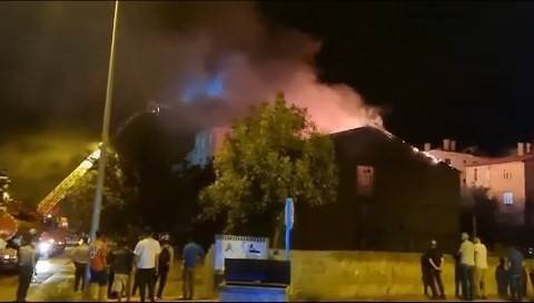 Elazığ’da Korkutan Yangın