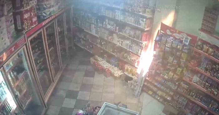 Kula’daki Market Yangınının Kamera Görüntüleri Ortaya Çıktı