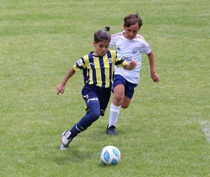 Mardinli Arjen, Fenerbahçe Akademisi’ne Seçildi