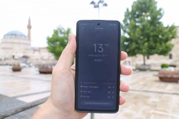 Sivas’a Yaz Gelmedi, Güney Sahilleri Kavrulurken Sivaslılar Montla Geziyor