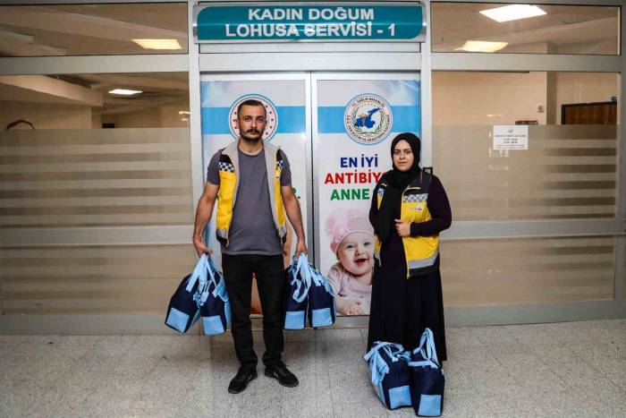 Yeni Doğan Bebeklerin İlk Hediyesi Van Büyükşehir Belediyesinden