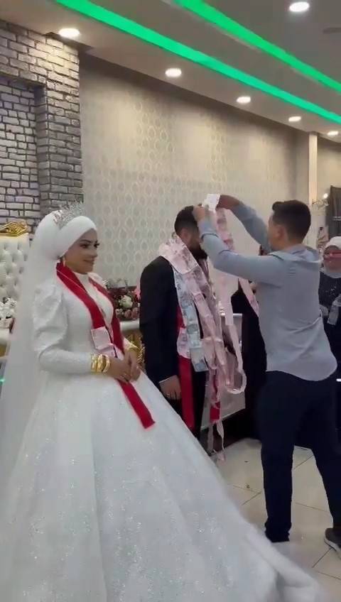 Böyle Düğün Hediyesi Görülmedi...tam 45 Metre