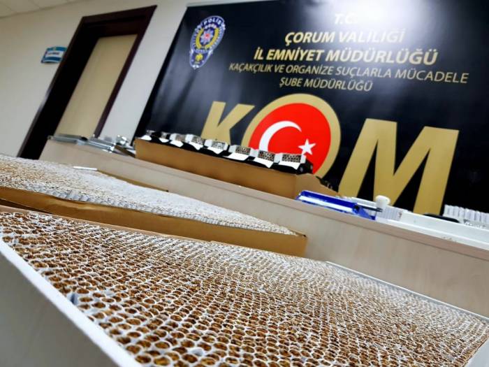 Polisten Kaçak Sigara Operasyonu