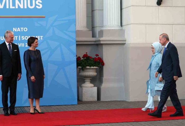 Cumhurbaşkanı Erdoğan, Litvanya’da Resmi Akşam Yemeğine Katıldı