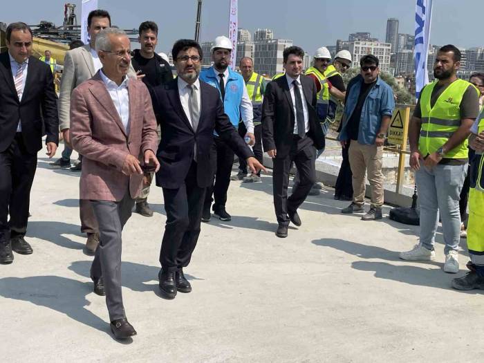 Halkalı-ıspartakule Hızlı Tren Tünel Açma Çalışmaları Düzenlenen Törenle Başlatıldı