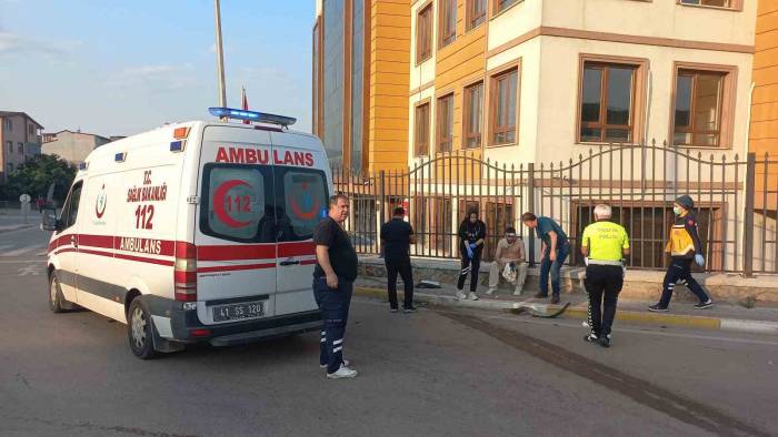 İşe Gitmek İçin Yola Çıktı, Alkollü Sürücünün Aracına Arkadan Çarpmasıyla Şoke Oldu