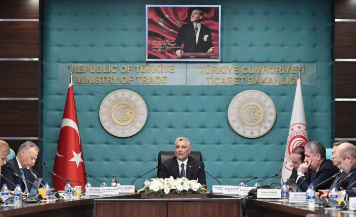 Bakan Bolat: “otomotiv Sektöründe Çok Ciddi Çürük Elmalar Var”