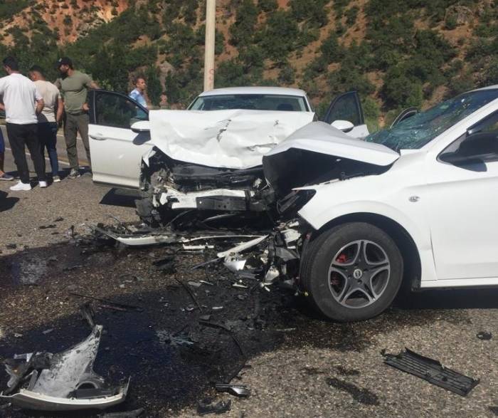 Tunceli’de Trafik Kazası: 4 Yaralı