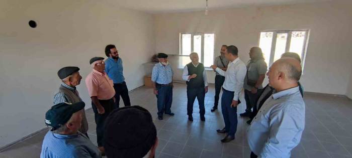 Kaymakam Sülün, Vatandaşların Dertlerini Dinliyor