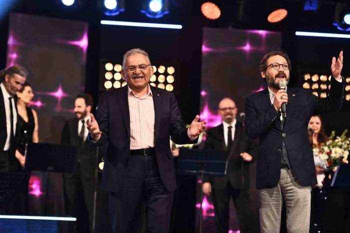 Başkan Büyükkılıç’tan Kayseri’de Trt Sanatçıları Konseri Duyurusu