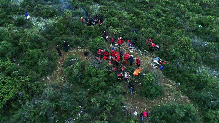 İznik’de Mağarada Hazine Arayan Ve Mahsur Kaldığı Öne Sürülenler İçin Seferberlik