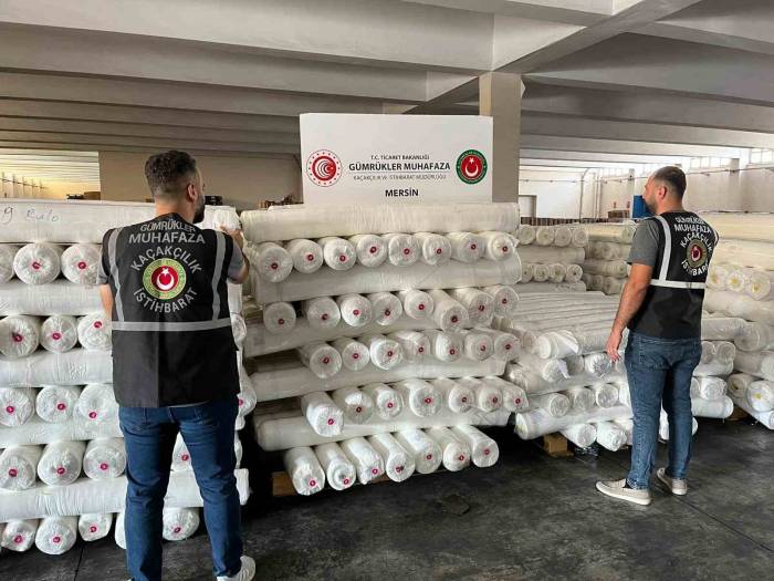 Mersin’de 9 Milyon 300 Bin Lira Değerinde Kaçak Polyester Kumaş Ele Geçirildi