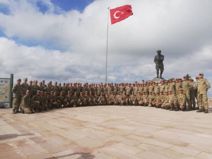 Harbiyeliler Kocatepe’ye Çıktı