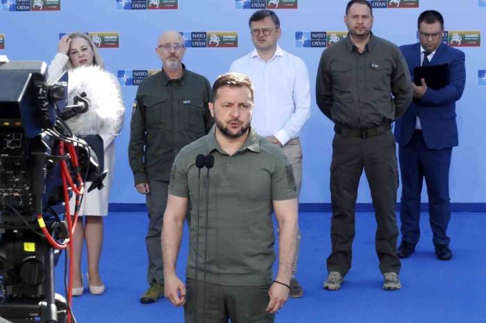 Zelenskiy: “güvenlik Gerekçeleri İmkan Sağladığı Zaman Bu Nato Davetini Alabileceğiz”