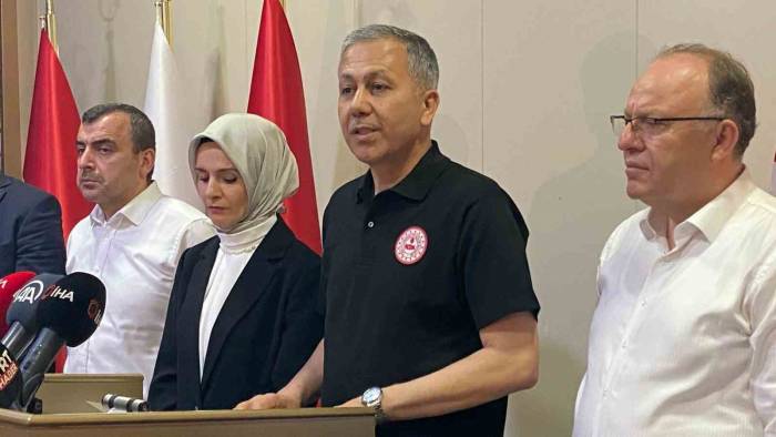 Bakan Yerlikaya, 9 İldeki Sel Felaketinin Bilançosunu Açıkladı
