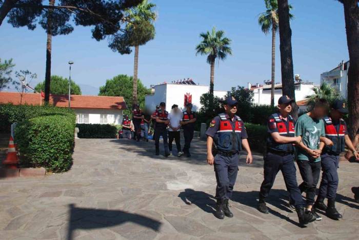Aydın’da Eş Zamanlı Uyuşturucu Operasyonu: 6 Tutuklama
