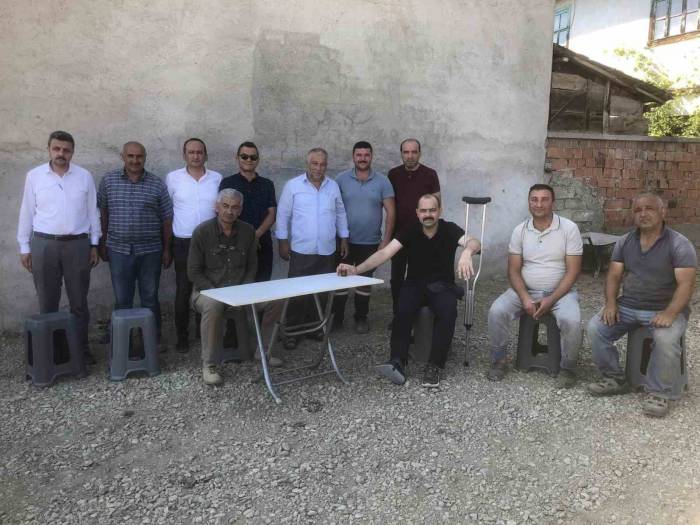 Geçirdiği Kazada Ölümden Dönen Belediye Başkanı, Koltuk Değnekleriyle Çalışmaları İnceledi