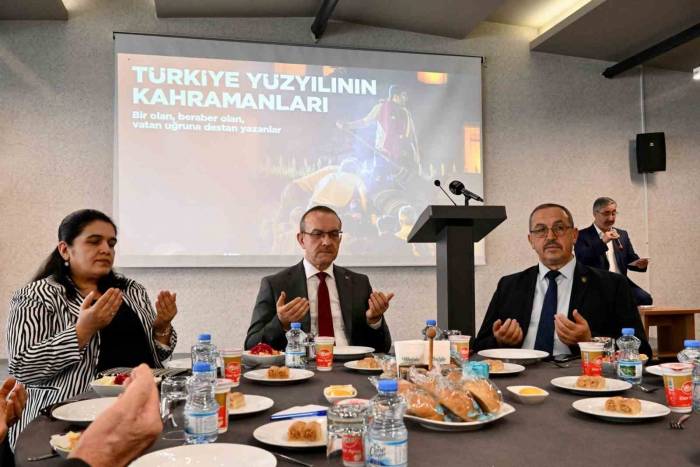 Vali Yavuz: "15 Temmuz Küresel Güçlerin Türkiye’de Meydana Getirdiği Bir Hadisedir"