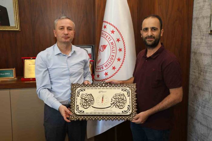 Milli Eğitim Müdürü Kökrek’e Teşekkür Ziyareti