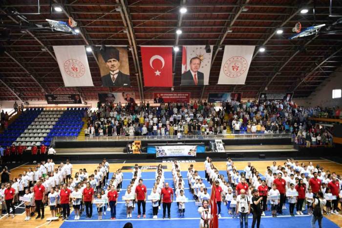 Gençler Yazın Spora Doyacak