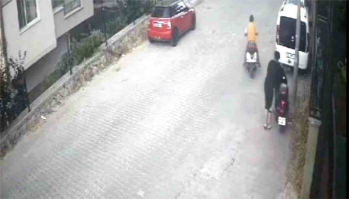 Bursa’da Motosiklet Hırsızları Kamerada