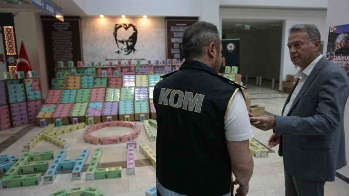 Edirne’de ’pehlivan 22’ Operasyonu: 15 Milyon Değerinde Gümrük Kaçağı Elektronik Sigara Ele Geçirildi