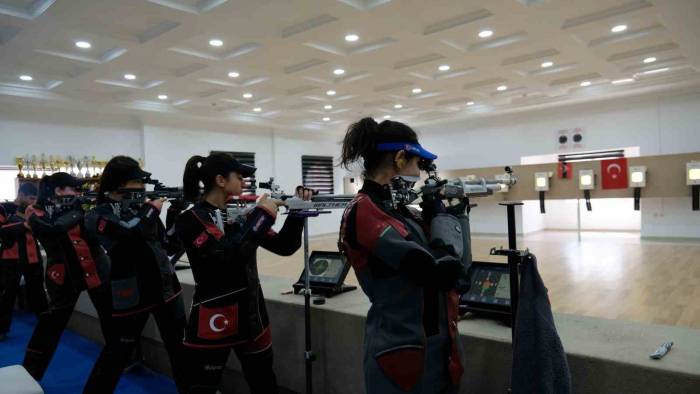 Erzincan’da Atıcılık İl Birinciliği Müsabakaları Yapıldı