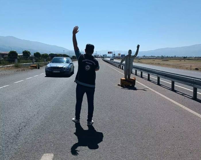Erzincan’da Kaçak Göçmenlere Yönelik Uygulama Yapıldı