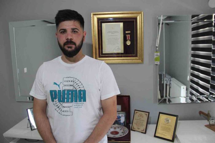 15 Temmuz Gazisi O Karanlık Geceyi Anlattı: "mermilerin Üstüne Koştuk"