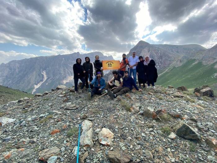 Yüksekova’nın Saklı Cenneti: Orşe Şelalesi