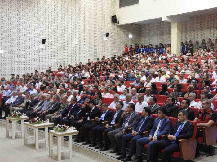 Eski Emniyet Genel Müdürü Celal Uzunkaya, Kilis’te ’15 Temmuz’ Konferansına Katıldı