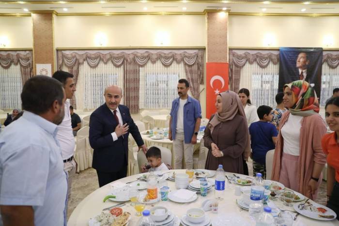 Mardin Valisi Demirtaş Şehit Yakınları Ve Gazilerle Buluştu
