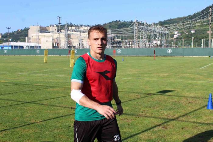 Transfer Yasağı Olan Giresunspor, Eksiği Altyapıdan Tamamlayacak
