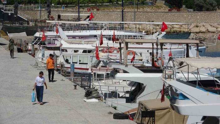 Van Gölü’nde Aylar Sonra ‘vira Bismillah’