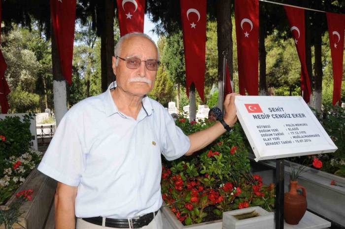 15 Temmuz Şehidi Polis Memuru Eker’in Babası: "allah Onları Cehennem Ateşinde Yaksın"