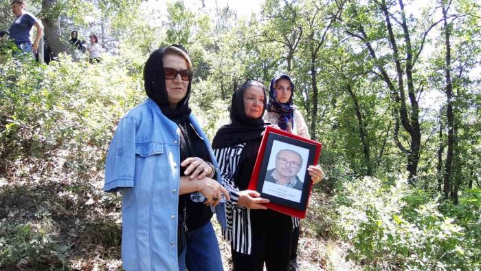 Tatilde Kalp Krizi Geçiren Emekli Emniyet Müdürü Son Yolculuğuna Uğurlandı