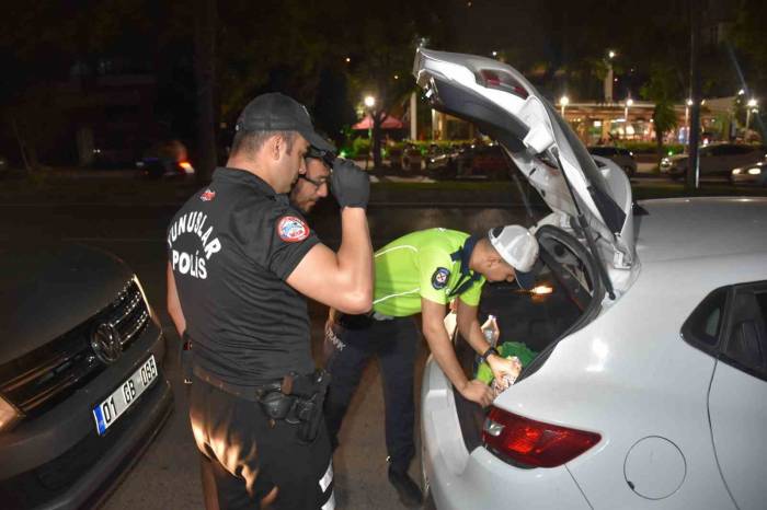 Adana’da Huzur Ve Güven Uygulaması:53 Şahıs Yakalandı