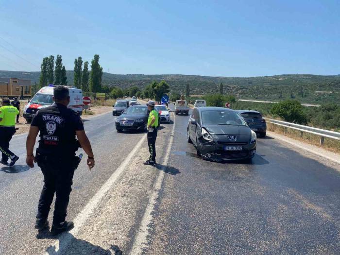 Erdek’te Trafik Kazasında 1 Kişi Yaralandı