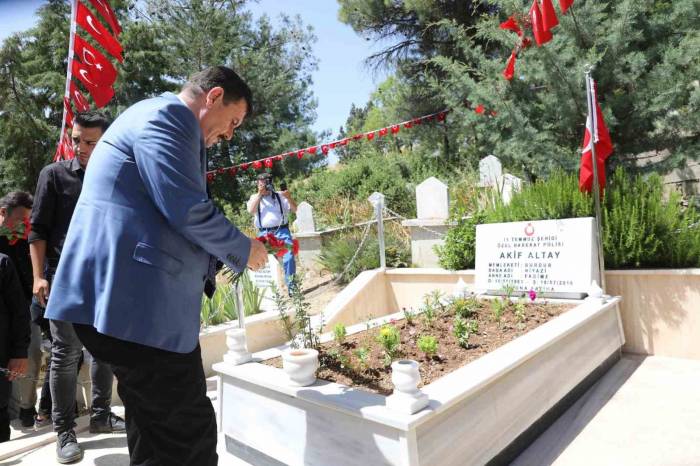 Burdur’da 15 Temmuz Şehidi Mezarı Başında Anıldı
