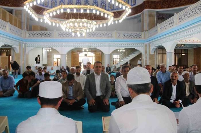 Hakkari’de 15 Temmuz Şehitleri İçin Mevlid-i Şerif Okutuldu