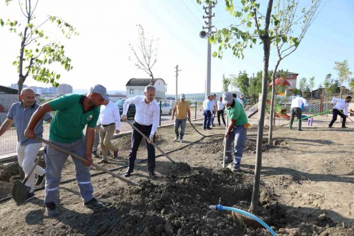 İnegöl’de 600 Fidan 15 Temmuz Şehitleri İçin Dikildi