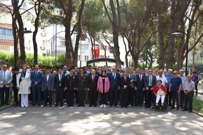 Manisa’da Şehitler Dualarla Anıldı