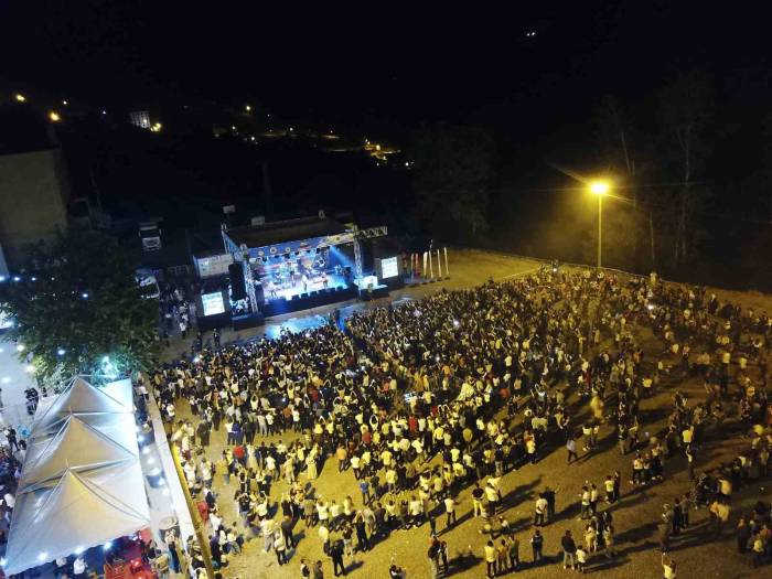 Kato Dağı’nda Haluk Levent Rüzgarı