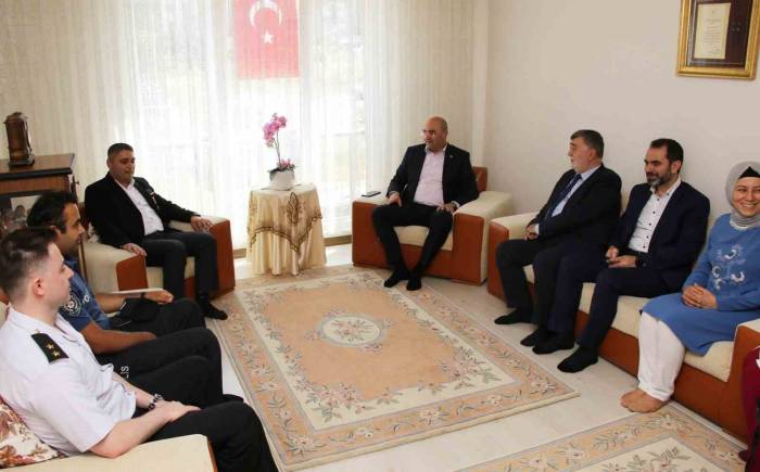 Tavşanlı Protokolünden15 Temmuz Gazisi Ali Karayiğit’e Ziyaret