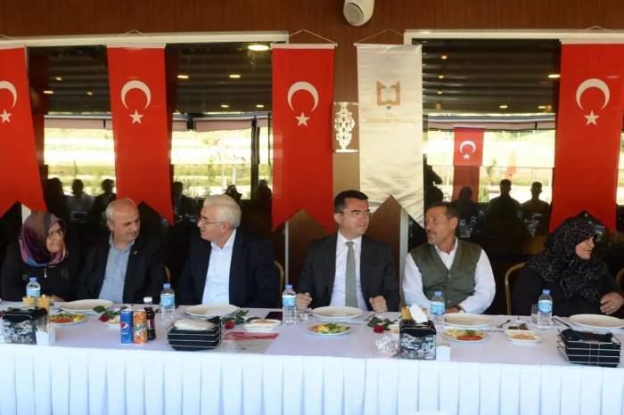 Vali Memiş: Darbe Girişimi Ülkeyi Teslim Alma Operasyonuydu