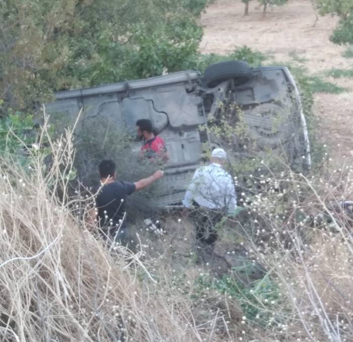Adıyaman’da Kontrolden Çıkan Minibüs Takla Attı: 7 Yaralı
